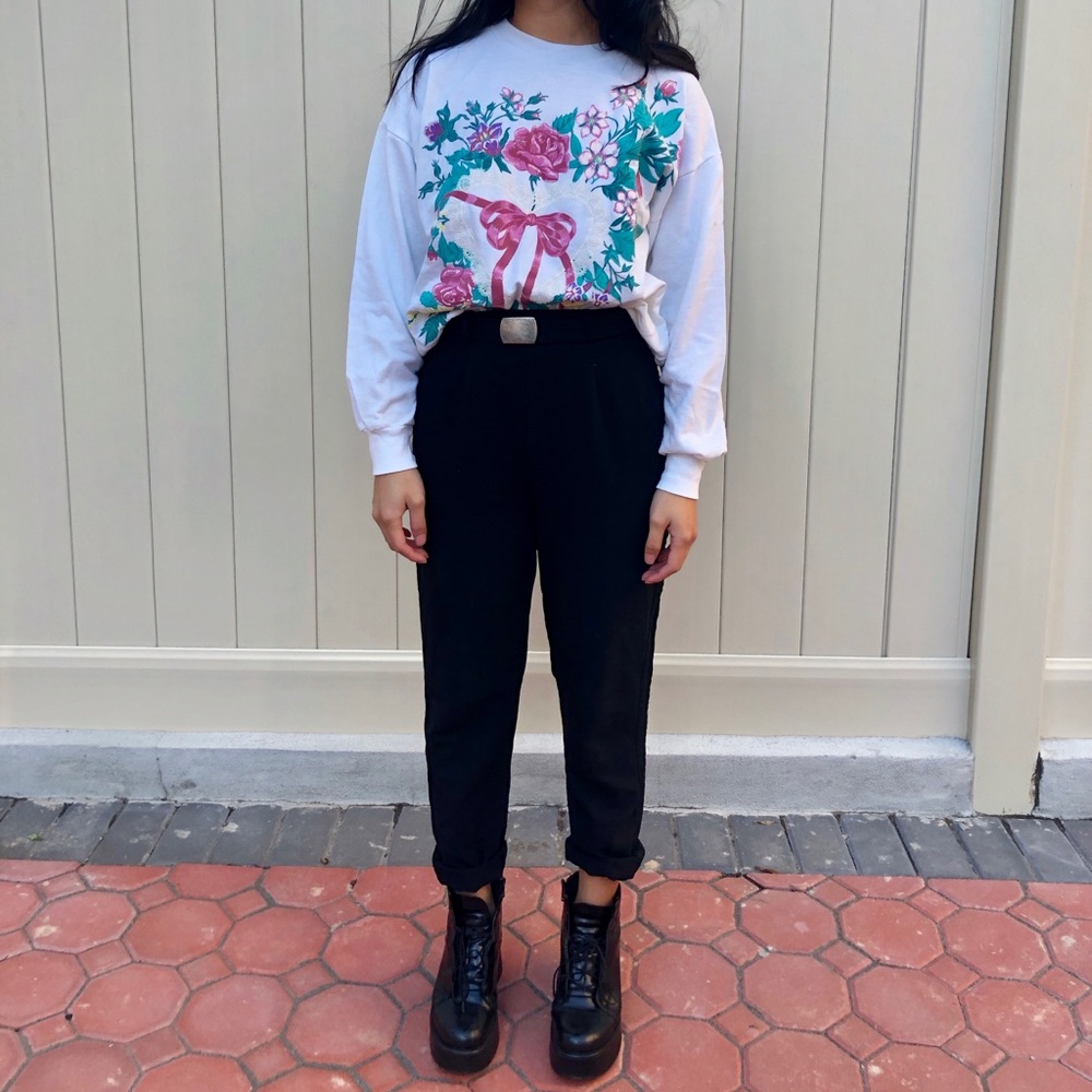 Vintage Grandma Floral Bow White Crewneck Sweater